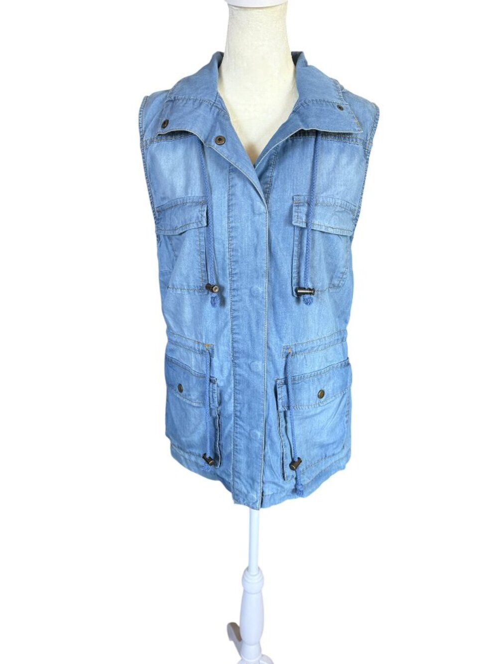 Love Tree women's blue jean sleeveless collared snap front hooded vest jacket S